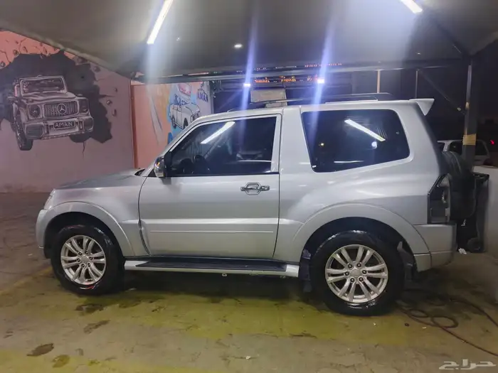 ميتسوبيشي باجيرو ربع 2016 للبيع 1