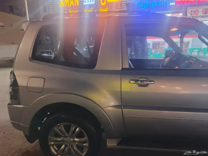 ميتسوبيشي باجيرو ربع 2016 للبيع 10