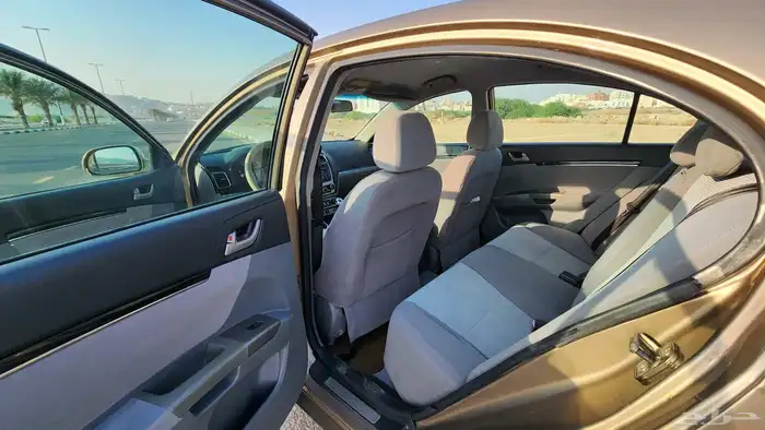 جيلي ايميجراند قمة في النظافة 2014 10