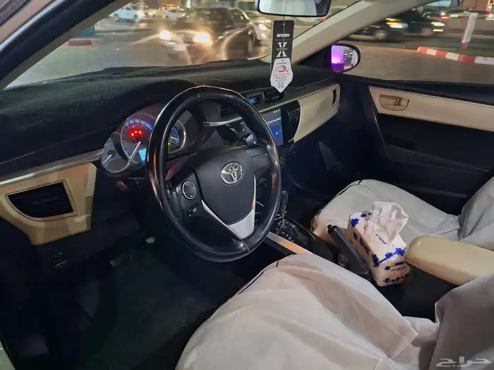 للبيع كورولا 2014 5