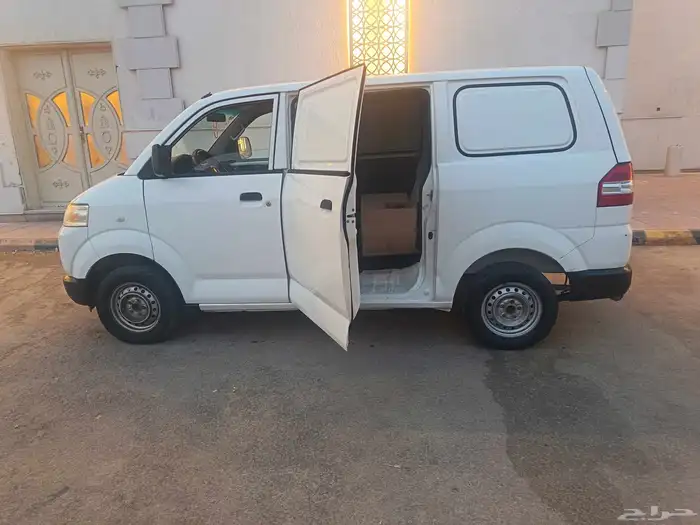 باص سازوكي 2017.بضاعه. محركات وكاله مفحوص ومجدد 0