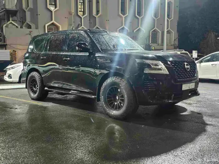 نيسان باترول 2013 بلاتينيوم 400 2