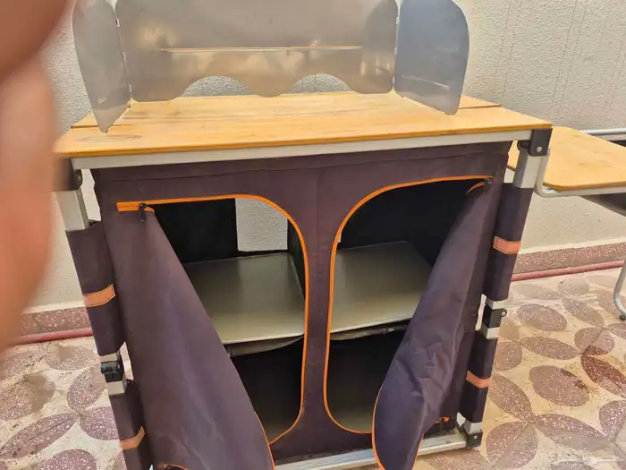 طاولة الرماية تتسفط داخل جراب 8