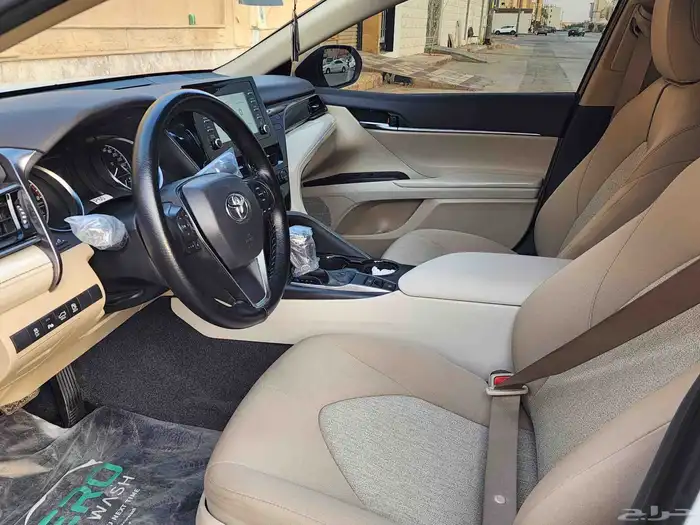 تويوتا كامري 2024 ممشي 71 الف  فل كامل 12