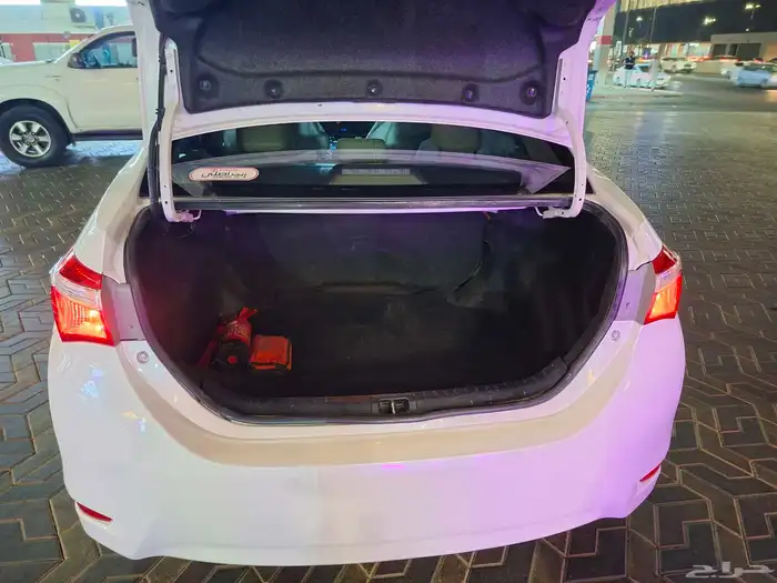 للبيع كورولا 2014 4