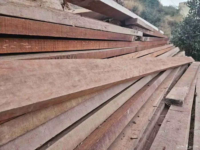 خشب للبيع بسعر رمزي 1