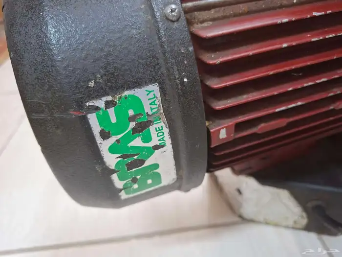 فرامة لحم كبيرة حق مطاعم وجزارة ايطالي 0