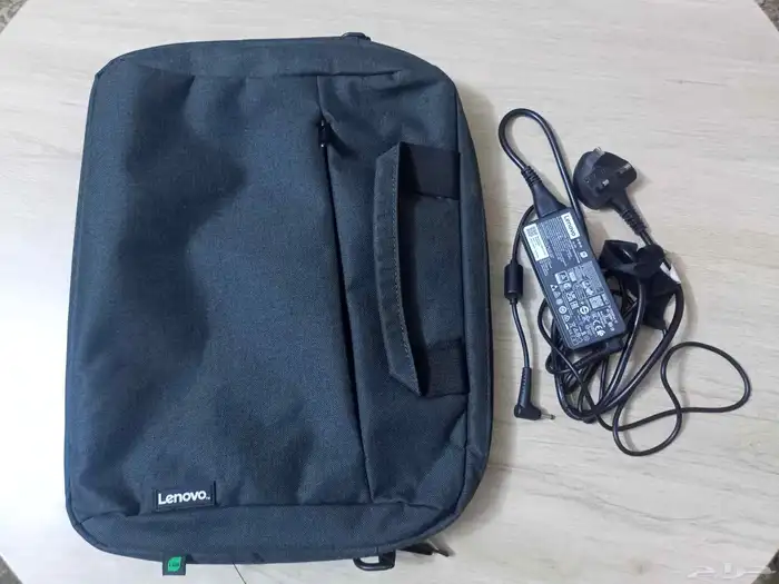 للبيع لابتوب لينوفو نظيف 5