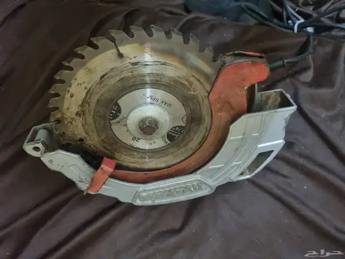 منشار خشب وبليوت أصلي - ماكيتا 7 بوصه 1