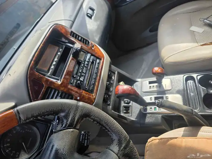 Mitsubishi Pajero Exceed 2003 3