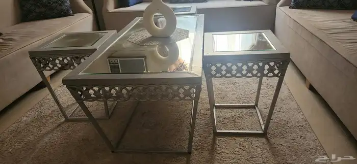 للبيع طاولات خدمة حديد عدد 5 طاولات خدمة 1