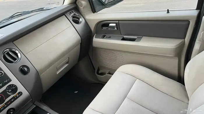 فورد اكسبيدشن 2014 12