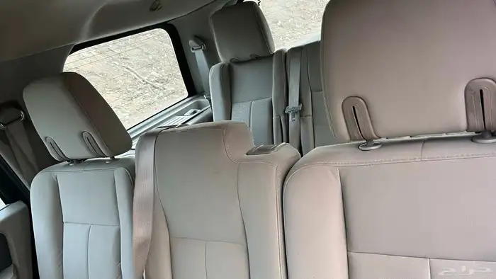 فورد اكسبيدشن 2014 8