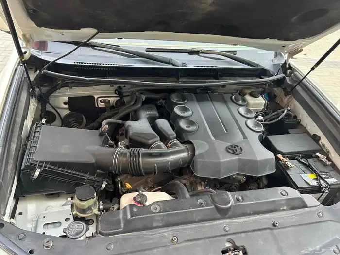 برادو 6 سلندر 2012. للبيع 4