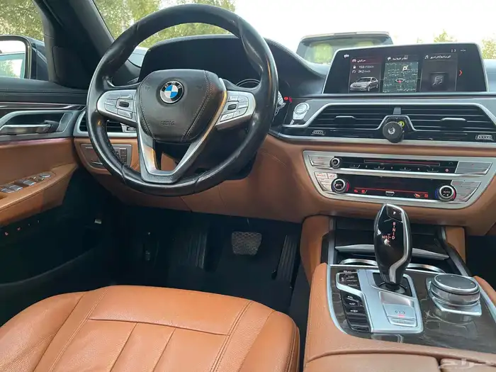 بي ام دبليو Li730 2018 فل سعودي 13