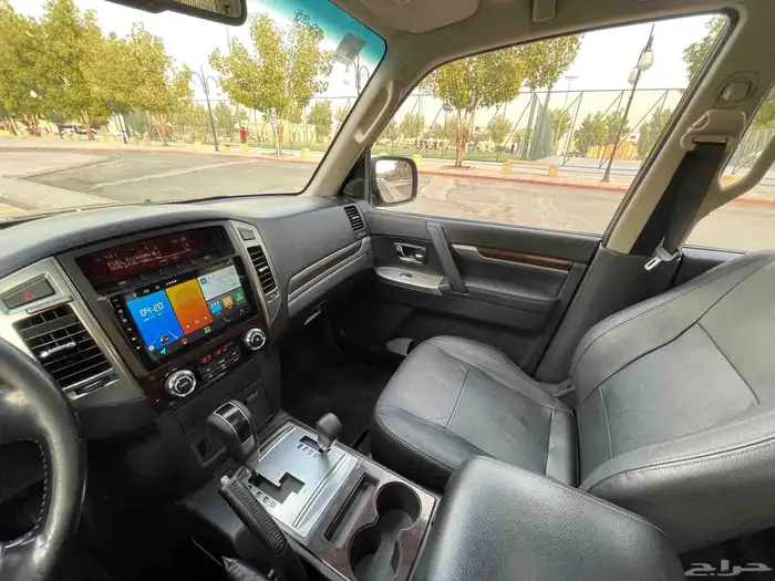 متسوبيشي باجيرو 2018 فل سعودي 28