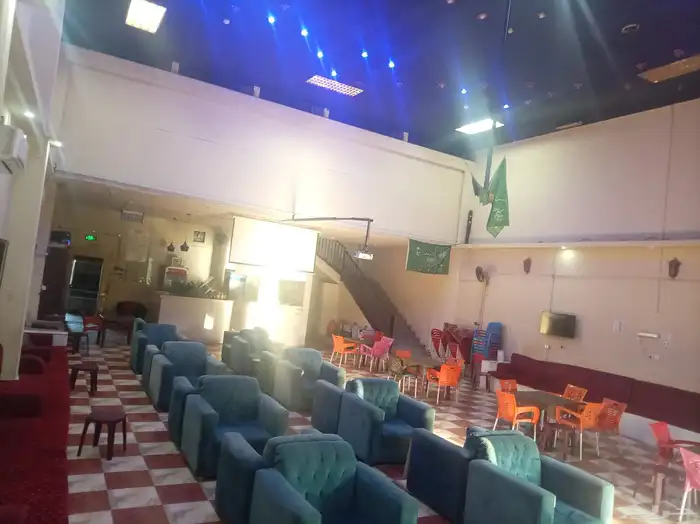 محل للتقبيل وجميع ما فيه للبيع تواصل والاستفسار وتساب 3