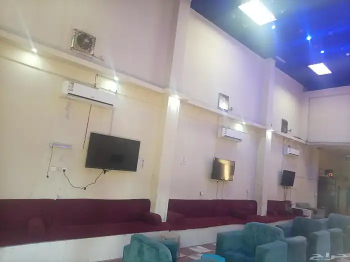 محل للتقبيل وجميع ما فيه للبيع تواصل والاستفسار وتساب 1