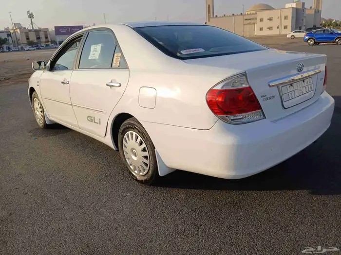 كامري موديل 2006 3