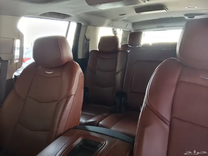 للبيع كاديلاك اسكاليد 2015 نص فل طويل 10