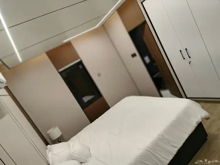 كرفان ملكي شرائح المنيوم الطول 24  VIP 13