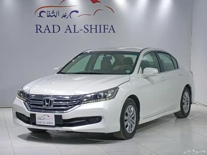 هوندا اكورد ستاندر 2015 1