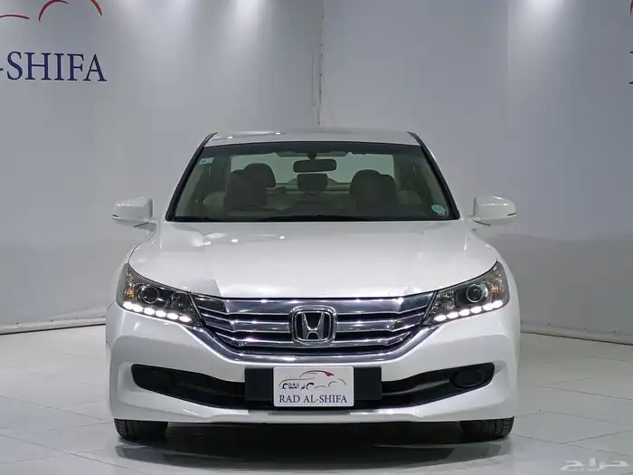 هوندا اكورد ستاندر 2015 8