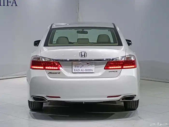 هوندا اكورد ستاندر 2015 9