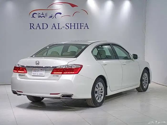 هوندا اكورد ستاندر 2015 4