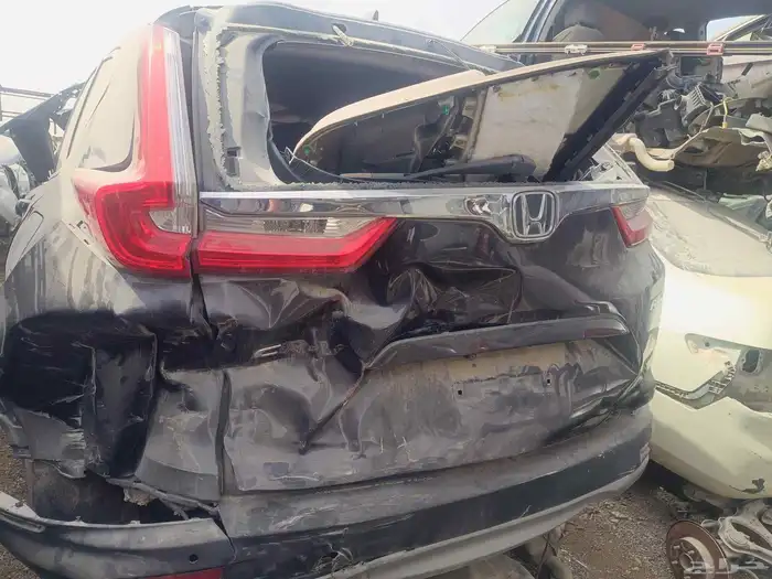 هوندا سي ار فيcrv2017قطع غيار تشليح 0