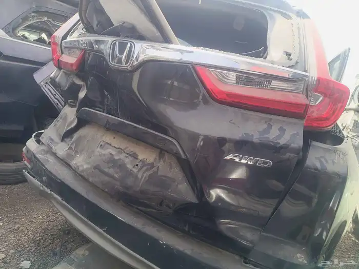 هوندا سي ار فيcrv2017قطع غيار تشليح 1