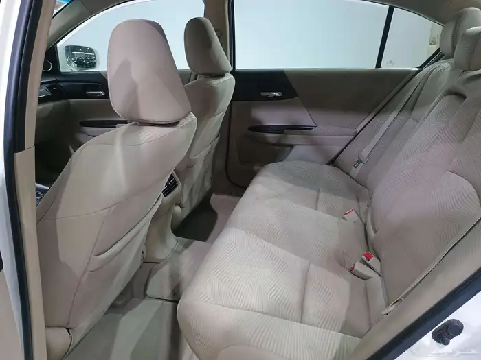 هوندا اكورد ستاندر 2015 12