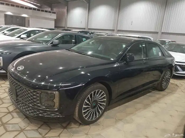 هيونداي ازيرا كلاجرفيك 2025 كاش واقساط 2