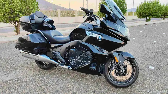 BMW Grand America 2021 8