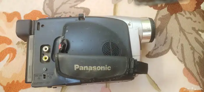 كاميرات فيديو مستعمله للبيع 17