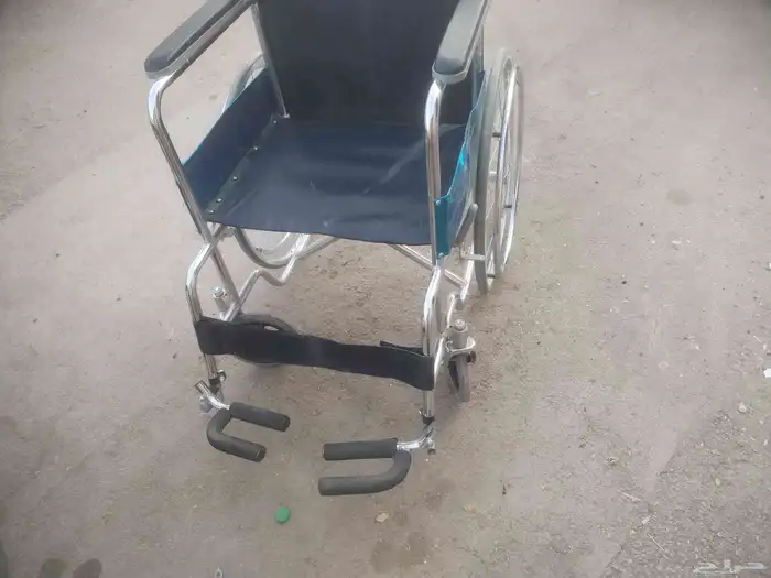 للبيع كرسي متحرك لذوي الاحتياجات الخاصة وكبار السن المنيوم 10