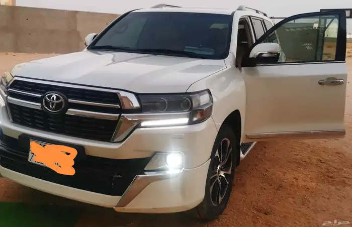 للبيع جيب ديزل تورنق ماشي 253الف للبدل بتويوتا او للبيع 1