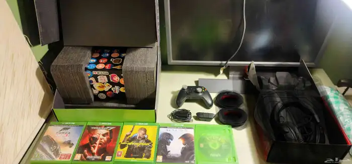 xbox series x مع كامل ملحقاته وأشرطه 0