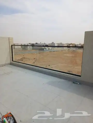 مصلح ابواب زجاج مكاتب شاورات محلات 4