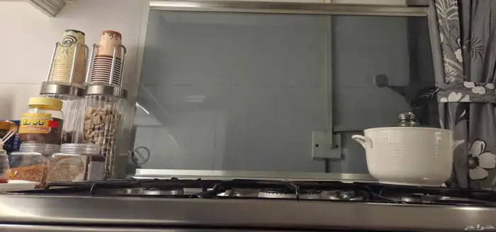 طباخ وفرن ماركة أيطالية Bompani oven 6