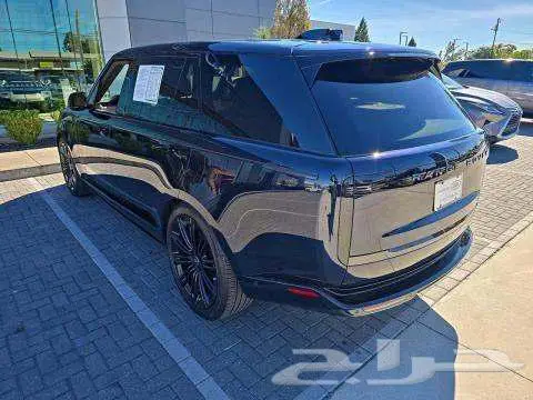رنج روفر أوتوبيوغرافي LWB موديل 2025 فل كامل للاستيراد 1