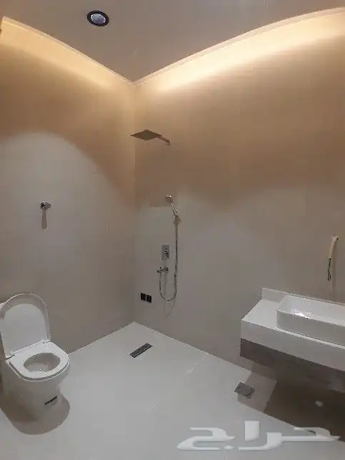 للبيع شقه دور ثاني مع ملحق وسطح خاص بالشقه حي الحسام 590الف 15