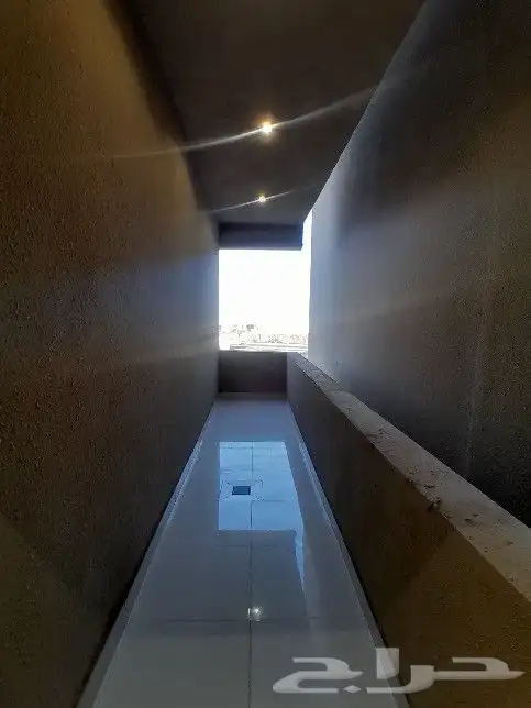 للبيع شقه دور ثاني مصعد راكب جاهز حي المعارض من 520الف 18