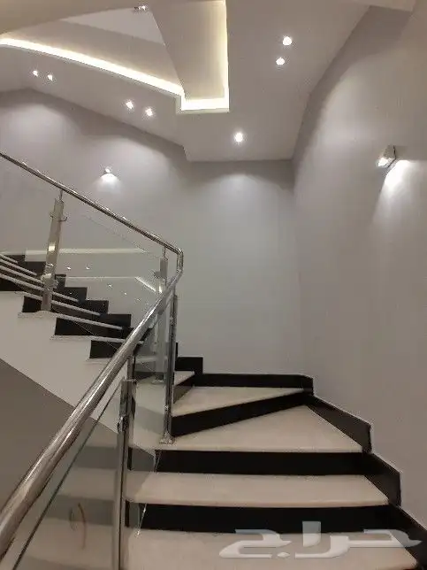 للبيع فيلا دبلكس دورين وملحق تشطيب VIP درة الموسي قرب الممشى 13