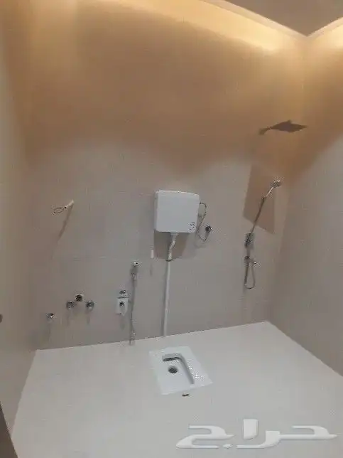 للبيع شقه دور ثاني مع ملحق وسطح خاص بالشقه حي الحسام 590الف 21