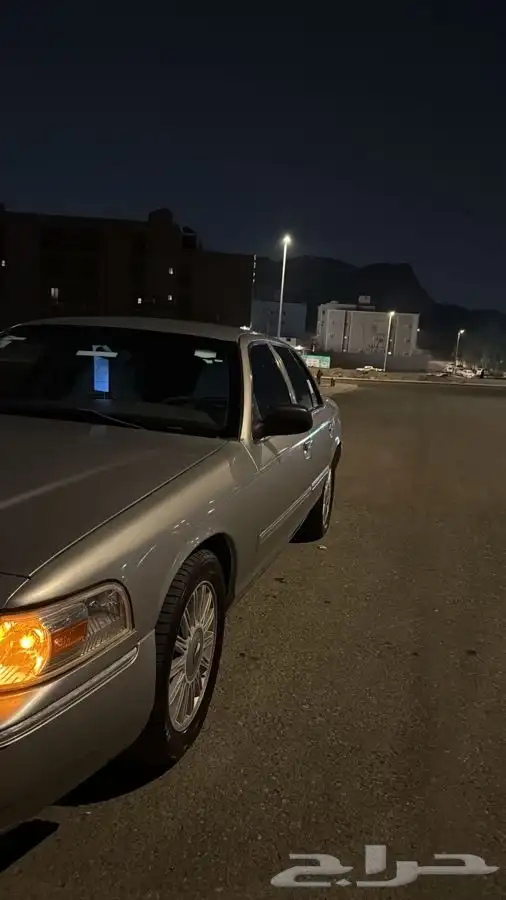 فورد قراند ماركيز 2010 8