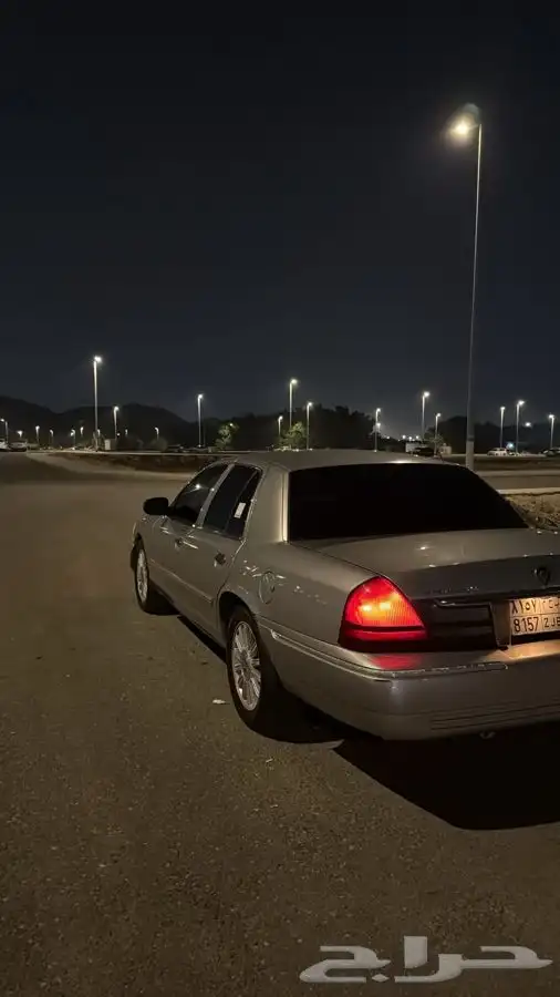 فورد قراند ماركيز 2010 1