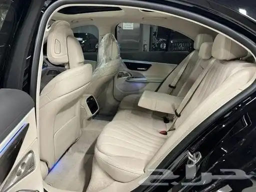 مرسيدس-بنز E300 2024 استيراد كوريا - معرض العصيمي 9