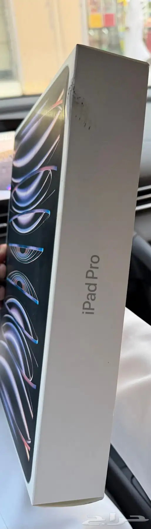 ايباد برو 13 بوصة (M4) يدعم الشريحة QR 4