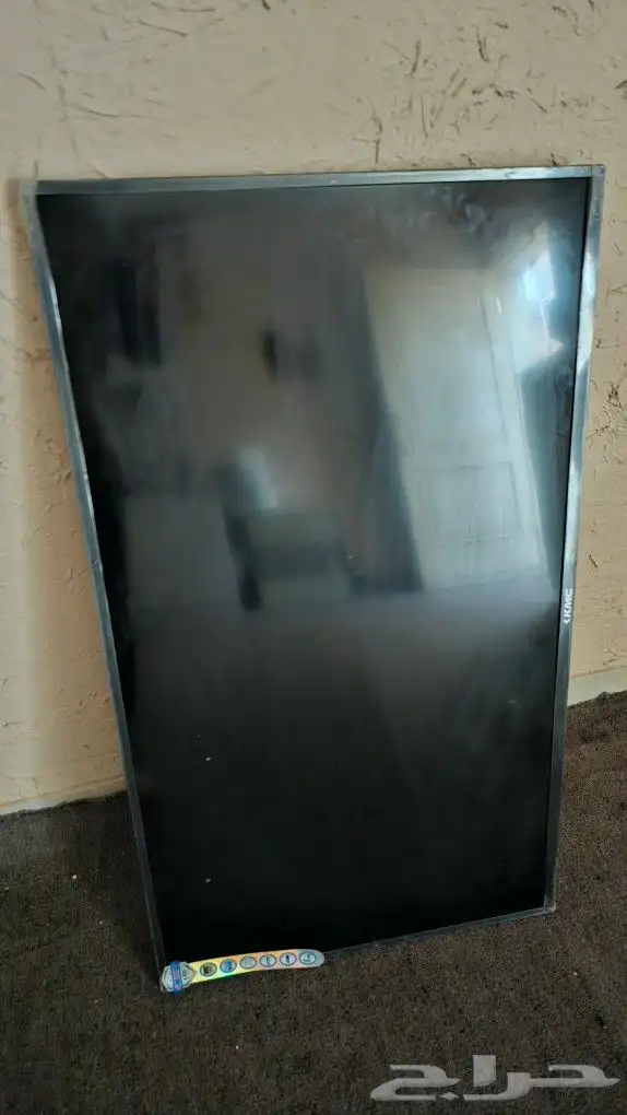 للبيع شاشة KMC بحالة ممتازة 2